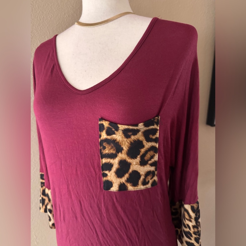 Elegant Burgundy Top with Leopard Print Accents - Picture 4 of 5